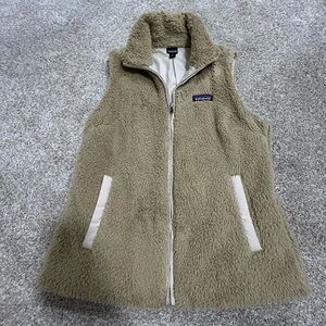 Patagonia Women's Beige Sherpa Vest